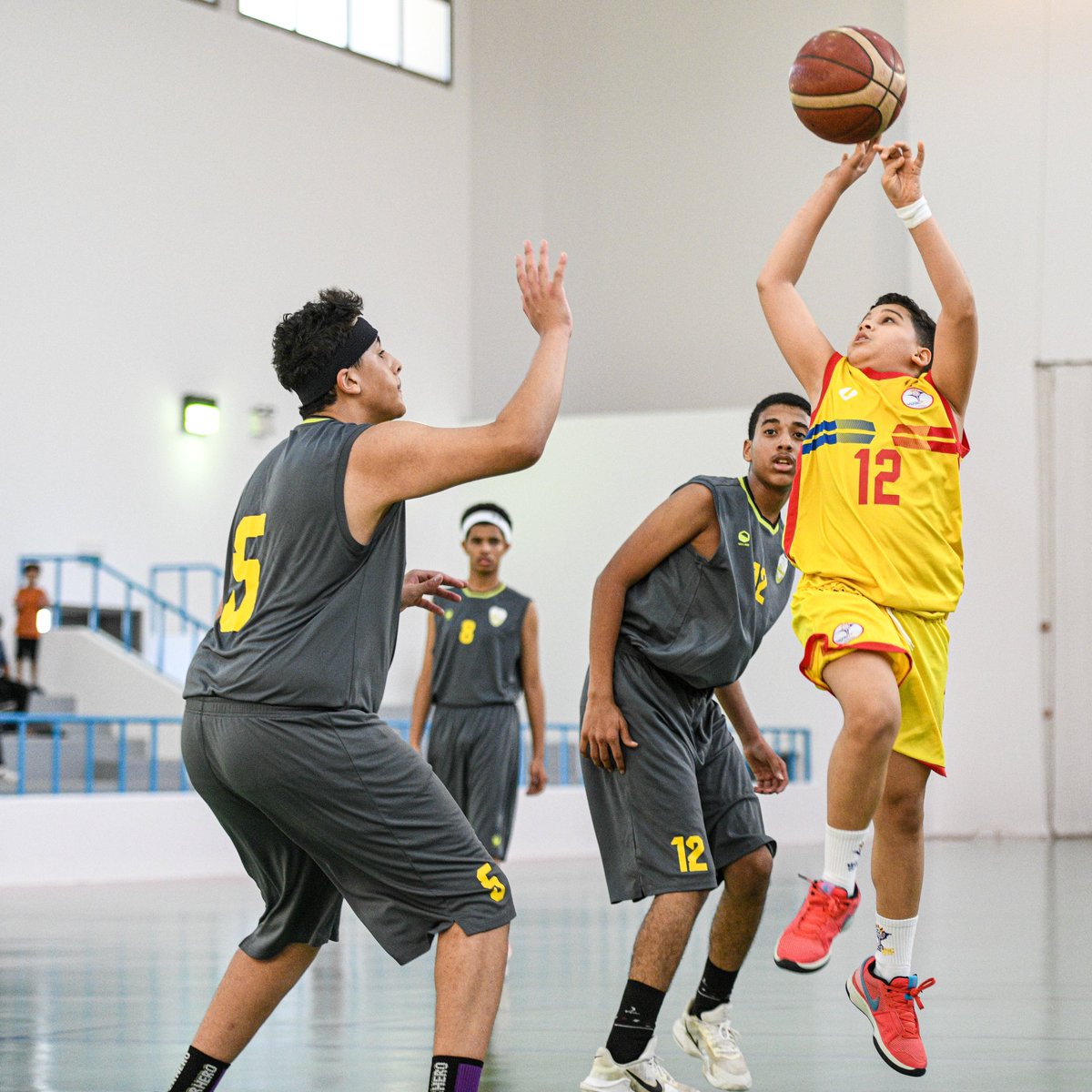 🏆 | الدَوري المُمتاز لكرة السلة «ناشئين»  

🏀 | #الترجي_الجبيل            
🏁| نتيجة اللقاء    

👕 | الترجي 85 🆚 الجبيل 30

✨ 1000 مبروك الفوز للبحارة 😍
                   
 #نادي_الترجي❤️💙💛