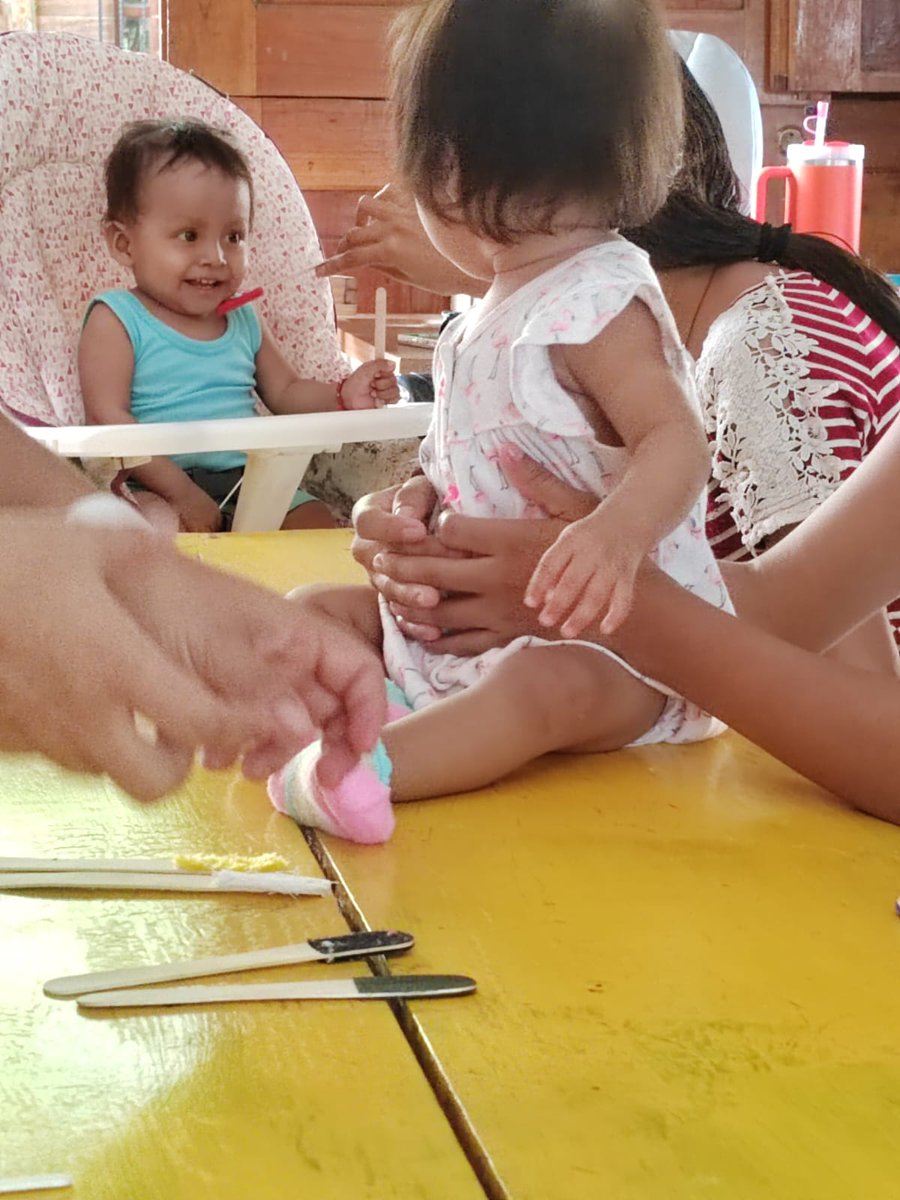 HeartsInMotion's tweet photo. Our recent training for moms on Early Child Development focused on the importance of touch.
#EarlyChildDevelopment #PositiveParenting #SensoryPlay #SpeechTherapy #HeartsInMotion https://t.co/vKisjsxCr1
