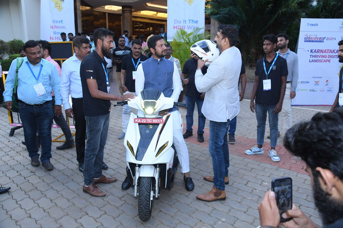 RIVOT MOTORS (@rivotmotors) on Twitter photo Chairman KEONICS Shri Sharath Bachegowda <a href="/SBG4Hosakote/">Sharath Bachegowda</a> trying out the Made in Belagavi, the RIVOT NX100 Electric scooter at the <a href="/karnatakadem/">Karnataka Digital Economy Mission (KDEM)</a> event Techceleration 2024. <a href="/tweetajit/">Ajit Patil</a> <a href="/allaboutbelgaum/">All About Belgaum | Belagavi News</a> <a href="/betcaorg/">betca</a> <a href="/ITBTGoK/">ITBT Karnataka</a> Chairman KEONICS Shri Sharath Bachegowda <a href="/SBG4Hosakote/">Sharath Bachegowda</a> trying out the Made in Belagavi, the RIVOT NX100 Electric scooter at the <a href="/karnatakadem/">Karnataka Digital Economy Mission (KDEM)</a> event Techceleration 2024. <a href="/tweetajit/">Ajit Patil</a> <a href="/allaboutbelgaum/">All About Belgaum | Belagavi News</a> <a href="/betcaorg/">betca</a> <a href="/ITBTGoK/">ITBT Karnataka</a>