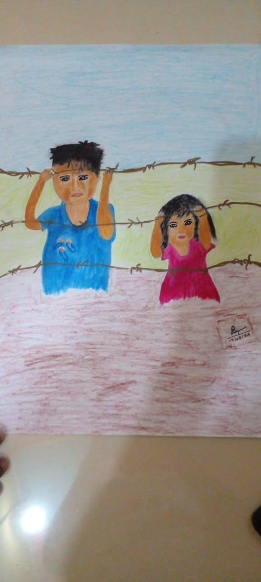 ambikasat's tweet photo. #EnforcedDisappearances 

To mark the International Day of the Victims of Enforced Disappearances, an exhibition of 145 paintings by young persons from the North and East whose family members were disappeared by the state, was held in Kilinochchi and Batticaloa. https://t.co/sZGNjUj3ms