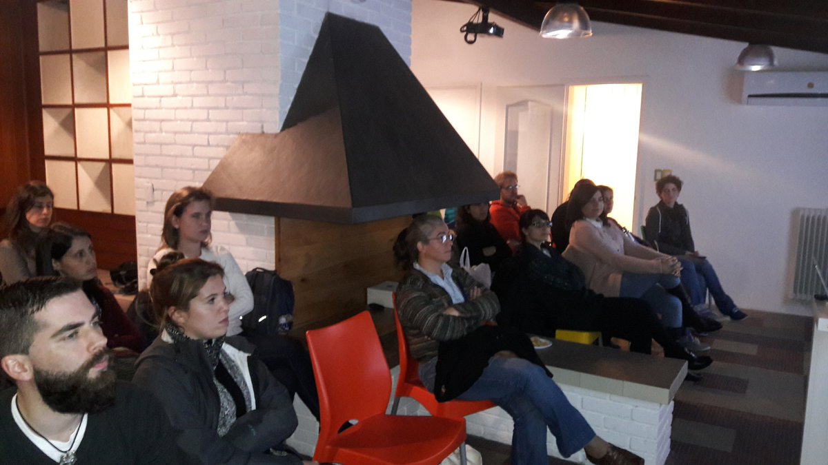 Hoy festejamos nuestro aniversario número 7 en R-Ladies Montevideo.
Felices de ser parte de esta hermosa comunidad.
Compartimos algunos recuerdos de nuestro primer encuentro en 2017! #RladiesLatAm #RLadiesGlobal