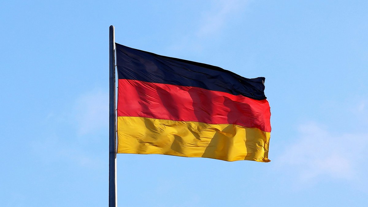 WNYChamber's tweet photo. #PolicyFriday - @WNYChamber to host German Ambassador on visit to UK next week π©πͺππ¬π§
βΉοΈ Read the full #ChamberNews update here:
https://t.co/qNm10Kcmmc https://t.co/DCPaDPpPxz
