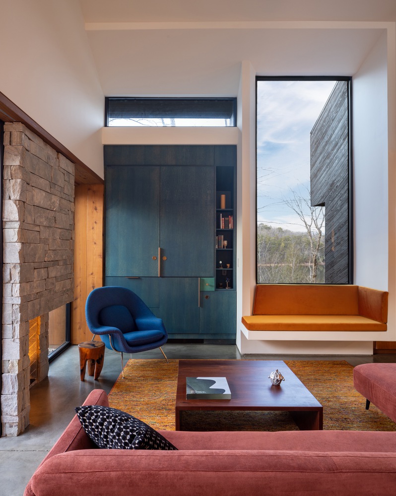 blisssupersized's tweet photo. Ideas - Structure: Nebo House by Fuller/Overby Architecture in North Carolina - what a playful and free exploration of form and space - this home finds itself within the interplay of semi-complex forms
..
(bout project and architects: https://t.co/ikv3AJ6rqu ) https://t.co/6Nl8QrUUx9