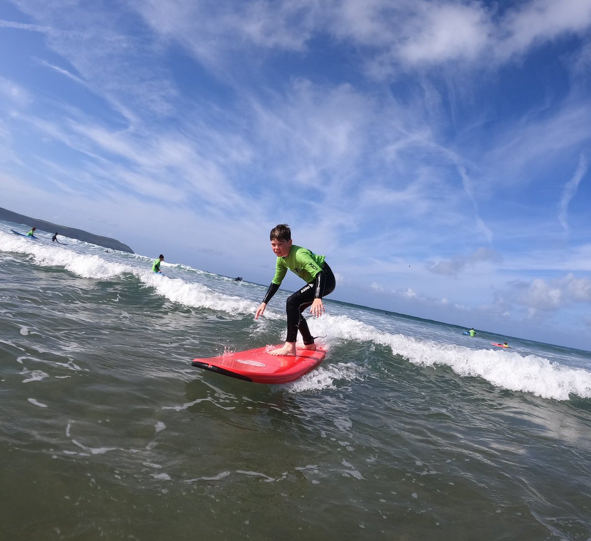 WoolacombeSurf's tweet photo. Epic conditions on our surf sessions in #woolacombe today ☀️🌊😍 smiles all round! #onlyasurferknowsthefeeling #surfschool #surfsup #surfschool #woolacombebay #surfer #summer #lastbit #sun #sea #surf #sand #smiles #loveinglife https://t.co/aTWBKfWMaM