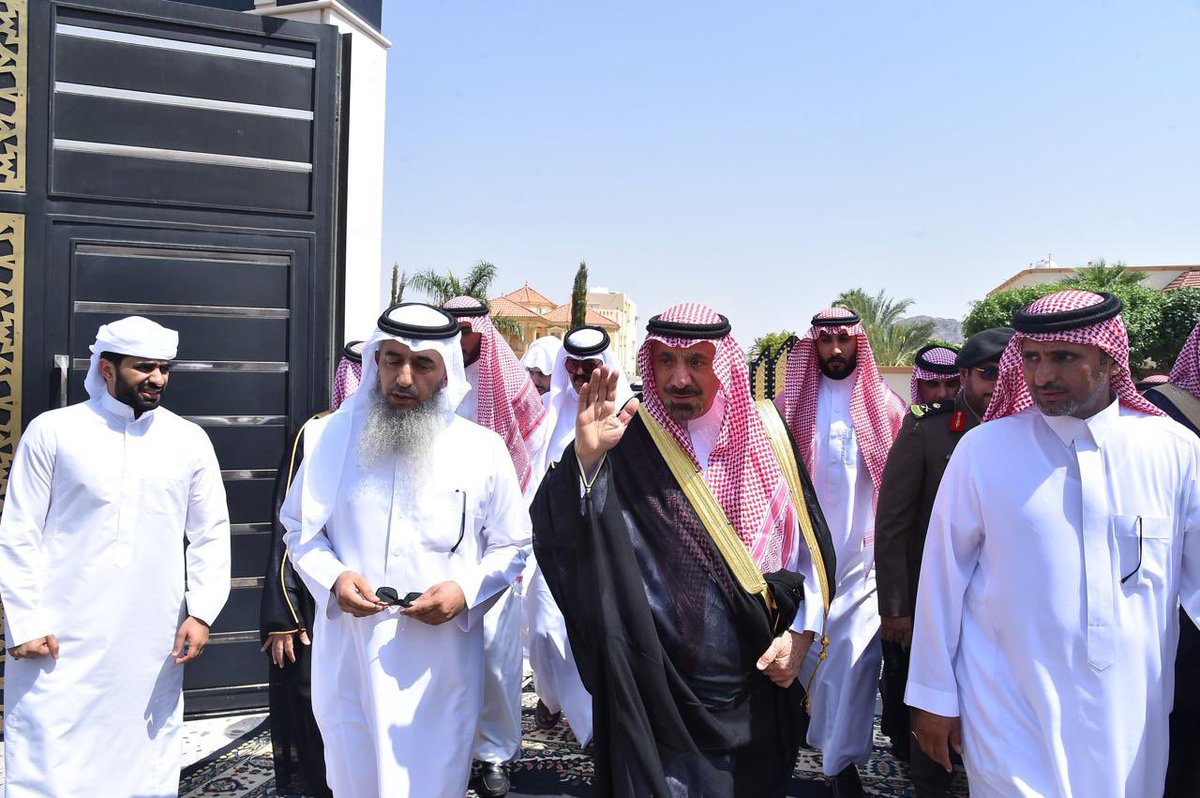 mch1433's tweet photo. تتقدم قبيلة ال منجم
بخالص الشكر والتقدير لصاحب السمو الأمير

جلوي بن عبدالعزيز بن مساعد آل سعود

أمير #منطقة_نجران حفظه الله ورعاه

وإلى أصحاب الفضيلة والسعادة. 

وإلى جميع المشائخ والأعيان والقبائل والأفراد 
وإلى كل من قدم لنا العزاء سواءً بالحضور
 أو الاتصال أو عن طريق وسائل التواصل الاجتماعي وغيرها. 

في وفاة فقيدنا
راشد بن محمد بن عفيشه ال منجم
رحمه الله تعالى وأسكنه فسيح جناته. 

نسأل الله للجميع خير الجزاء. 
وإنا لله وإنا إليه راجعون.
@emara_najran