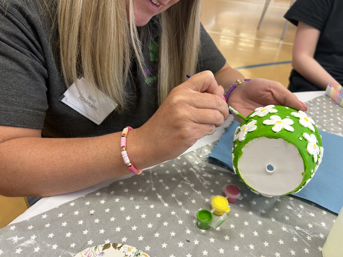 BoxOfFrogs tweet media