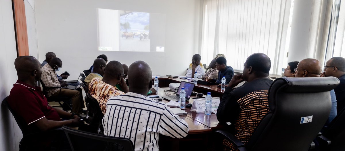 Réunion fructueuse autour du futur abattoir moderne de Dori ! Toutes les parties prenantes et partenaires unissent leurs forces pour un projet qui renforcera l’économie du Sahel, boostera la filière viande et améliorera les infrastructures locales 🇧🇫 <a href="/RsfBurkina/">Stabilisation BFA</a>