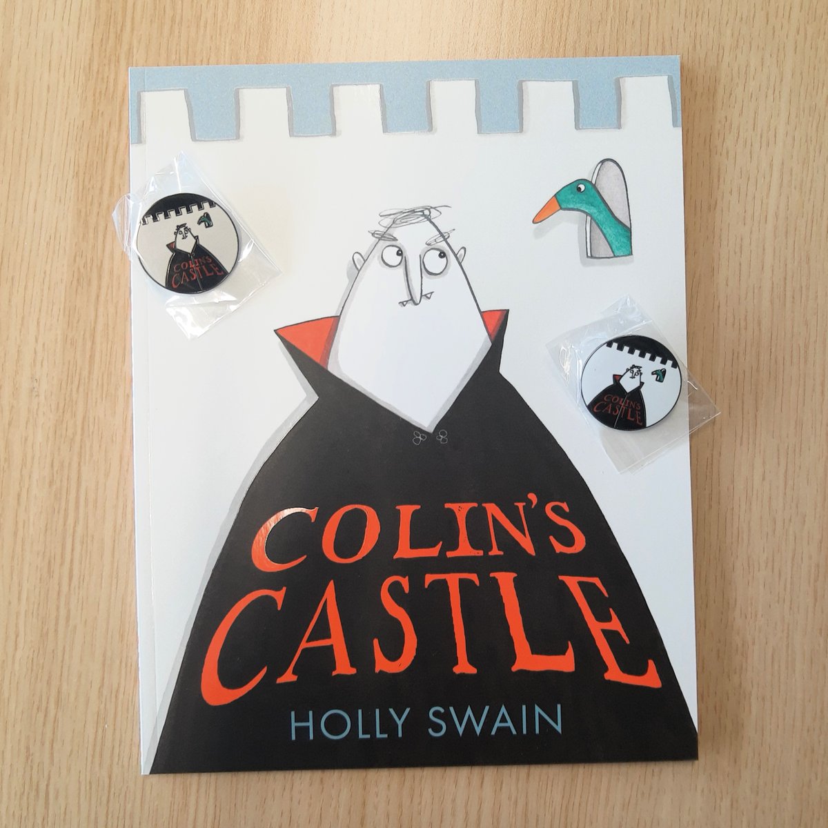 HarperInsider's tweet photo. 🚨 Booksellers, tag us in photos of Colin in store for your chance to receive a limited edition #ColinsCastle enamel pin badge! 🦆🧛 https://t.co/7RSCMtlLBy