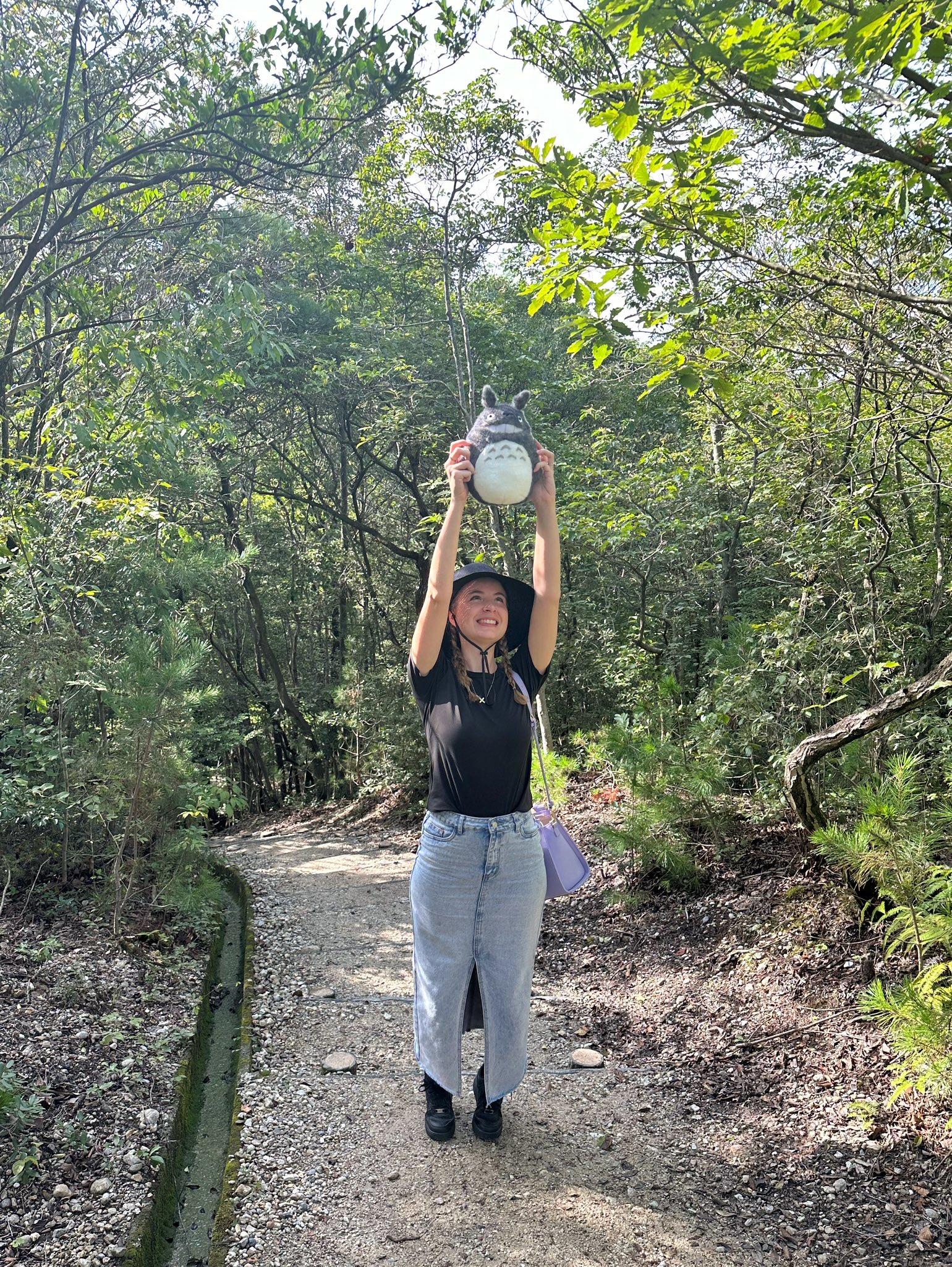 🎶 Totoro Totoro, Totoro Totoro 🎶 ☀️ 🍃 https://t.co/l4Em9EF7rN