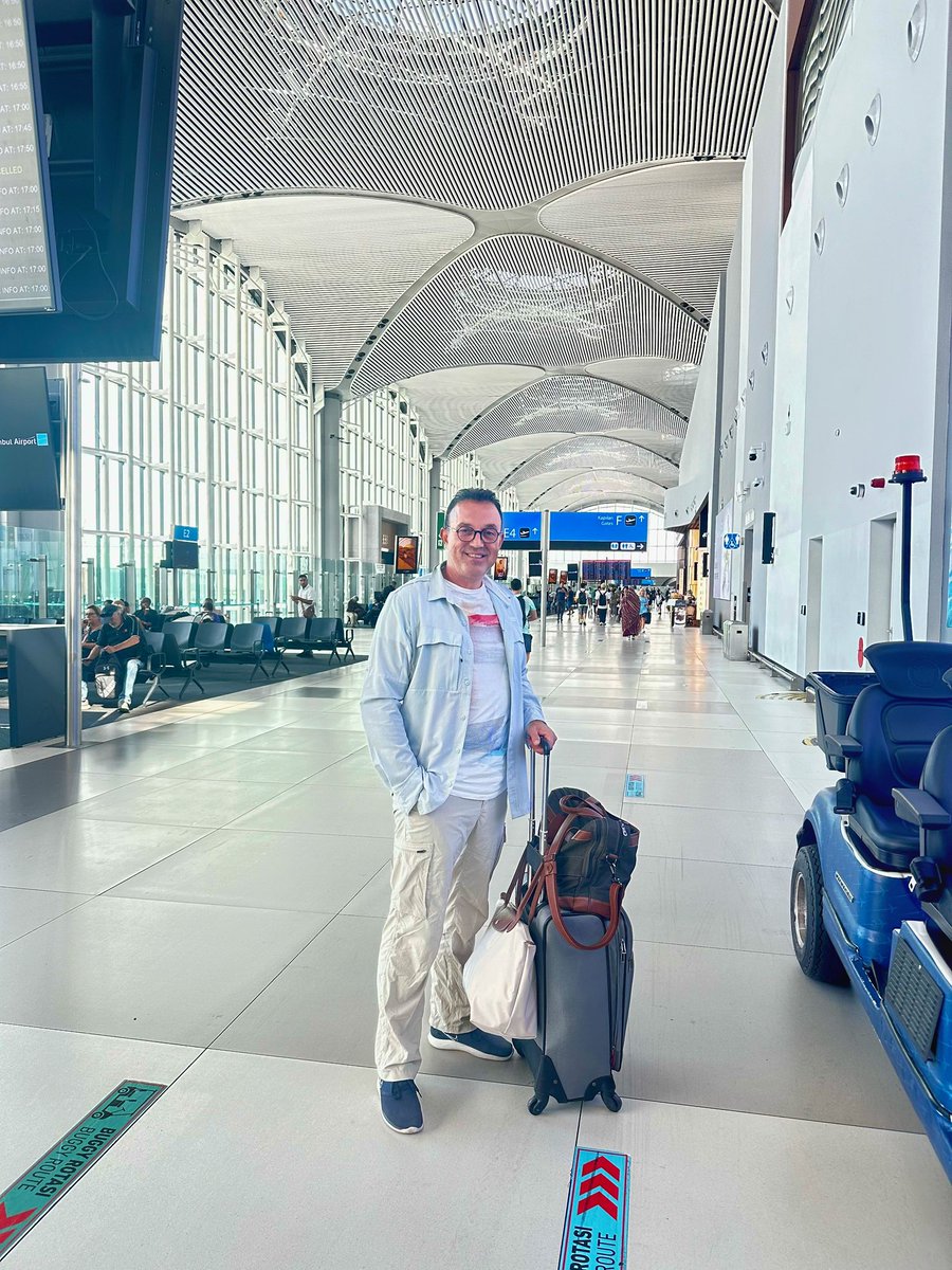 Prof.Dr.Murat Arslan (@profmuratarslan) on Twitter photo I’m on my way to Prague 🛫 #eurep24 #handsontraining #hot #hotteam #urology #prague <a href="/UrowebESU/">European School of Urology (EAU ESU)</a> <a href="/Uroweb/">European Association of Urology (EAU)</a>
🔺Avrupa Üroloji Asistanları Eğitim Programı 2024 için yoldayız✈️ #holep #eğitim #eurep #üroloji <a href="/Uroturk/">Türk Üroloji Derneği</a> I’m on my way to Prague 🛫 #eurep24 #handsontraining #hot #hotteam #urology #prague <a href="/UrowebESU/">European School of Urology (EAU ESU)</a> <a href="/Uroweb/">European Association of Urology (EAU)</a>
🔺Avrupa Üroloji Asistanları Eğitim Programı 2024 için yoldayız✈️ #holep #eğitim #eurep #üroloji <a href="/Uroturk/">Türk Üroloji Derneği</a>