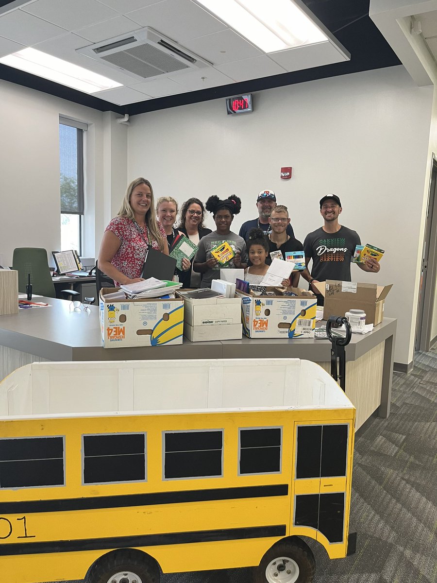 Oakview MS tweet media