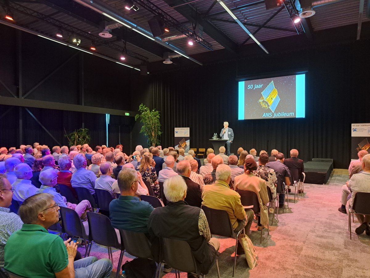 SRON Space Research (@sron_space) on Twitter photo Today marks the 50th anniversary of the launch of the first Dutch satellite: ANS. The satellite was built by the Dutch companies <a href="/PhilipsNL/">Philips Nederland</a> and Fokker (@Airbus_NL).
The scientific instruments were largely provided by (predecessors of) <a href="/SRON_Space/">SRON Space Research</a> (1/2) Today marks the 50th anniversary of the launch of the first Dutch satellite: ANS. The satellite was built by the Dutch companies <a href="/PhilipsNL/">Philips Nederland</a> and Fokker (@Airbus_NL).
The scientific instruments were largely provided by (predecessors of) <a href="/SRON_Space/">SRON Space Research</a> (1/2)