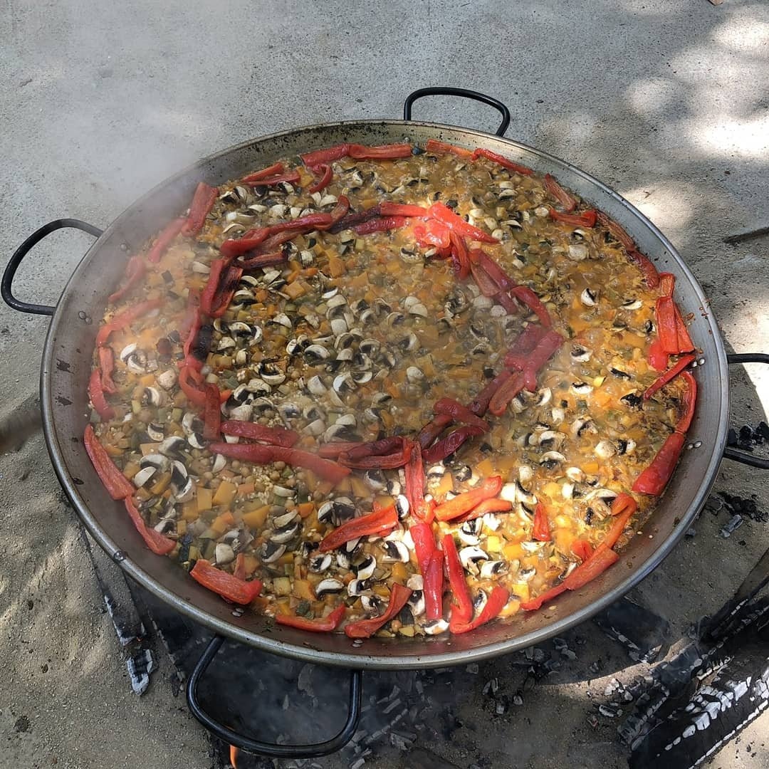 ⬇️ CONCURS DE PAELLES ⬇️

Demà desbordarem el Parc de l'Espanya Industrial amb 64 grups inscrits ❗
🥘🥘🥘🥘

És per això que no podem garantir taules i cadires per totes i us demanem que en porteu si podeu.
🪑🪑🪑🪑

 #FMAS #FMAS30