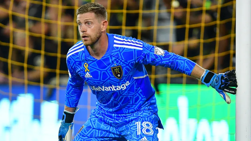 BeehiveSoccer's tweet photo. Beehive Breakdown - #RSL - Goalkeepers

RSL are playing 2 GKs regularly this season: Zac MacMath, the 33 y.o. veteran, and Gavin Beavers, the 19 y.o. up-and-comer. The statistics are pretty clear on who they should start more going forward. I will explain them here.
(🧵1/8) https://t.co/TkMaGvo4Ib