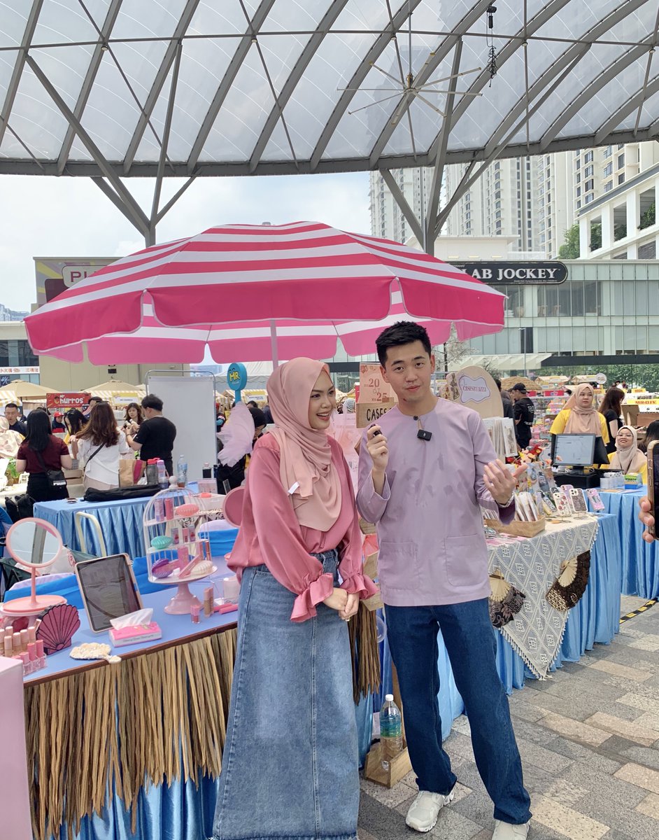 Cuba teka tadi Merboss <a href="/dreamonnisha/">#ShellWeGlow🧜🏻‍♀️</a> jumpa siapa? 👀