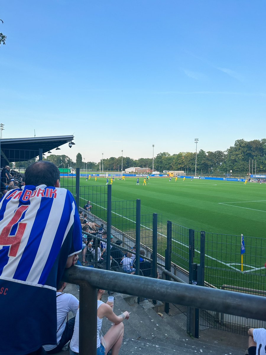 JoeyCorlett's tweet image. Hit game 199 last night. Lokomotive Leipzig tore apart Hertha BSC II at the Amatuerstadion. Lok keeping up their early promotion push. #RLNO
