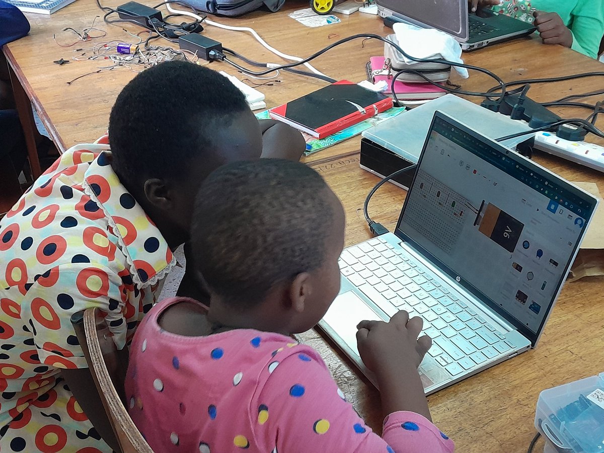 CAMTech Uganda Robotics tweet media