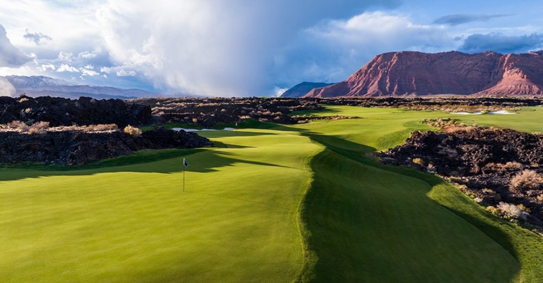 Even for golfers out west, Utah is something of an unknown quantity. With Sand Hollow, Black Desert, and a number of other excellent courses, it's a trip you should make at least once.
(Sand Hollow, Entrada, Black Desert images - <a href="/BrianOarGolf/">Brian Oar</a>)
linksmagazine.com/best-public-go…