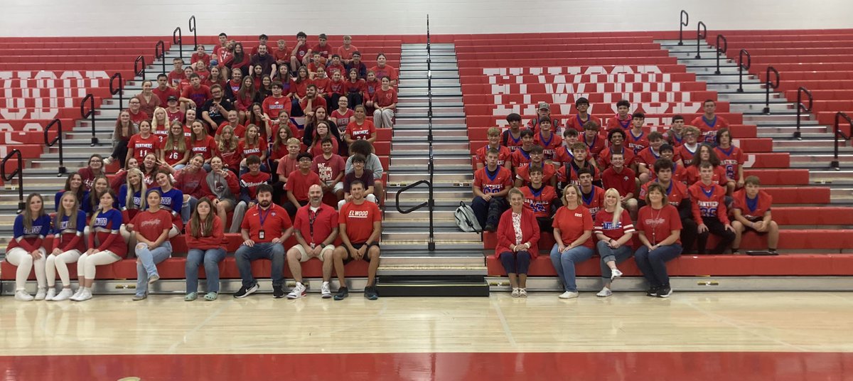 elwoodpanthers1's tweet photo. Lead by our Amazing Principal Mr. Evans, the High School is wearing Red! #beatthebluedevils @elwood_hs https://t.co/y7qJpJRZ9t