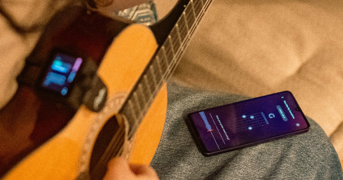 RoadieOfficial's tweet image. Ready to play like a pro? The #Coachapp guides you step by step, from basic chords to #strumming patterns, all the way to full songs. Start your #musicaljourney today! #roadiecoach
