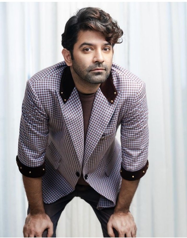 bernieXhelly's tweet image. "Things happen slowly for me. It's in my stars, I guess. Whenever I start something, it takes me very far ahead, but it takes time. Things don't happen overnight; I must work hard, and I love it."

#BarunSobti throwback interview 

#THMS #Halahal #Asur #Kohrra #RakshakChapter2