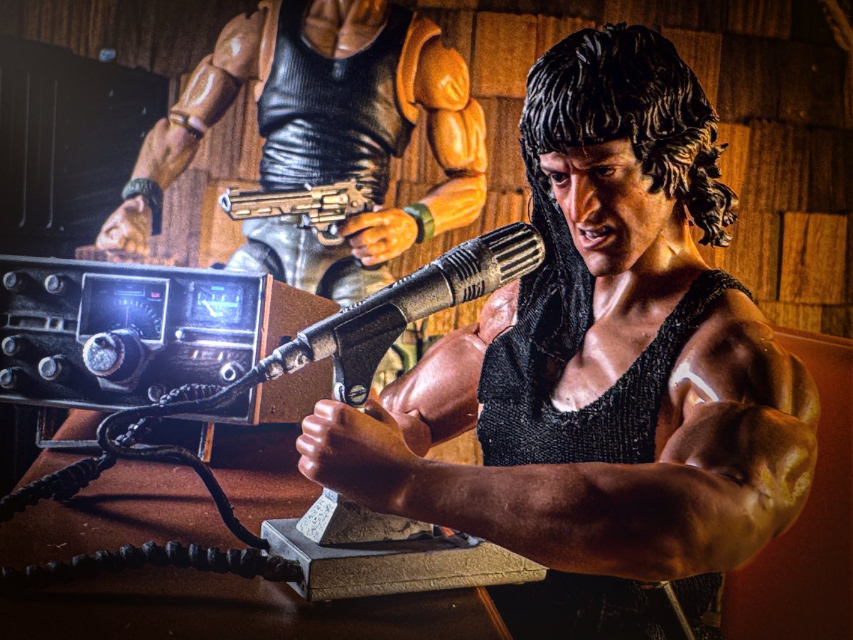 toyetic40s's tweet photo. “Murdock…I’m coming to get you…”
#Rambo #FirstBloodPart2 #HiyaToys #Valaverse #ACTIONFIGURES #ActionFigurePhotography #ToyPhotography
@RamboMovie @HiyaToys https://t.co/wIhKPxh6kR