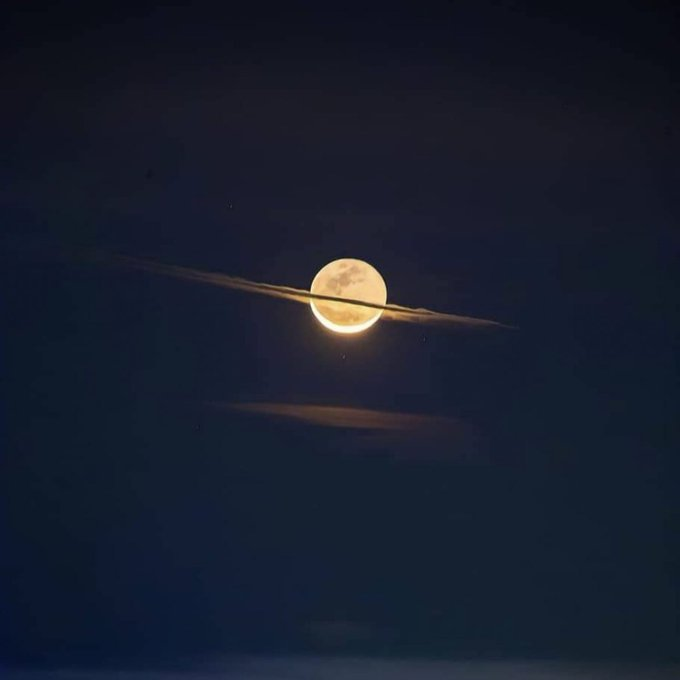 — the beauty of the moon