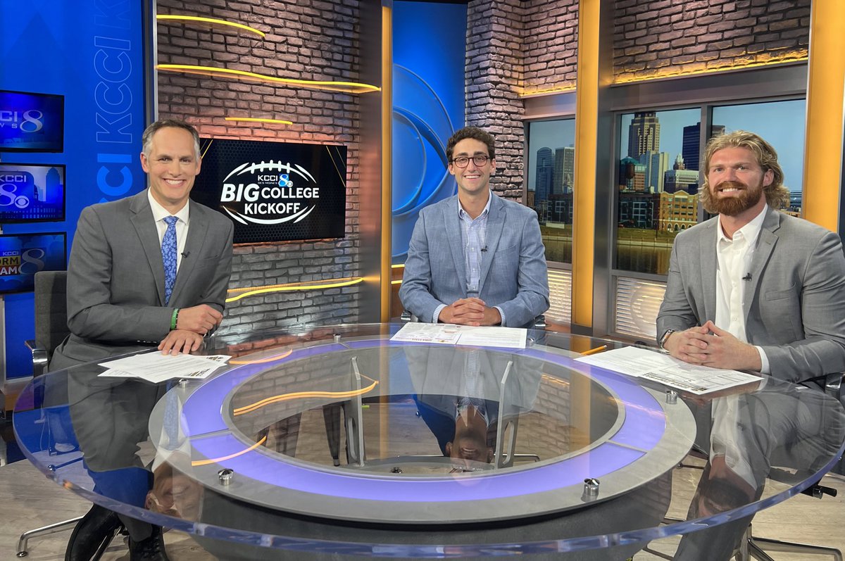 scottreister's tweet photo. BIG announcement! Former @dchsfootball state champs Blake Clark,  #Cyclones, and John Waggoner, #Hawkeyes, will join us every week this Fall as analysts for Big College Kickoff, Saturday mornings 10:30 on @KCCINews. These guys have great insights, still talk trash, and most importantly, own a sport coat. See y’all Saturday at 10:30 w @JeffDubrofKCCI @SEhrhardtKCCI @johnwaggs_12