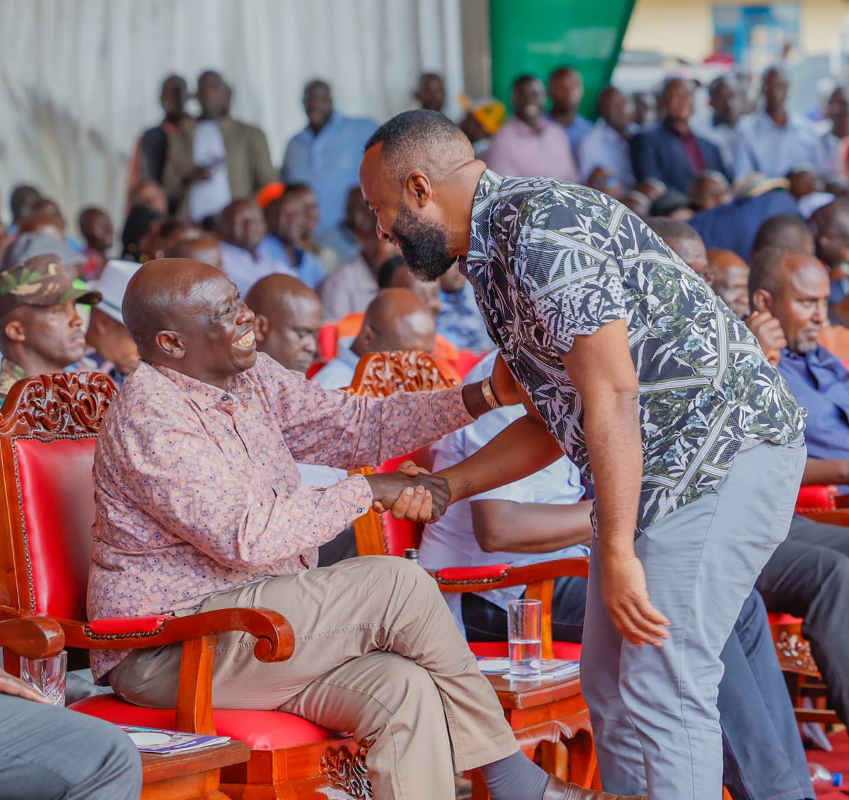 rigathi's tweet photo. It was a great pleasure to join our President @WilliamsRuto, Prime Cabinet Secretary @MusaliaMudavadi, other leaders and the good people of Ugunja, at Sindidi Comprehensive School grounds, Siaya County, for a thanksgiving ceremony for Hon. Wandayi. https://t.co/qYYmcHTXXh