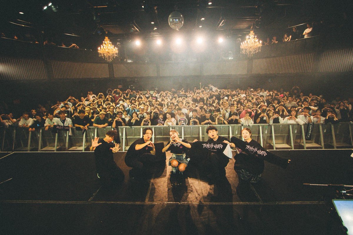 paruparu_86's tweet photo. 今日から9/7 23:59までファンクラブ限定
ONEMAN LIVE 2024
『Princess World』のフルムービーが公開✨
ぜひお楽しみください❤️
ご入会お待ちしております‼️
https://t.co/yCUPpsO25O https://t.co/1QsngA2my0