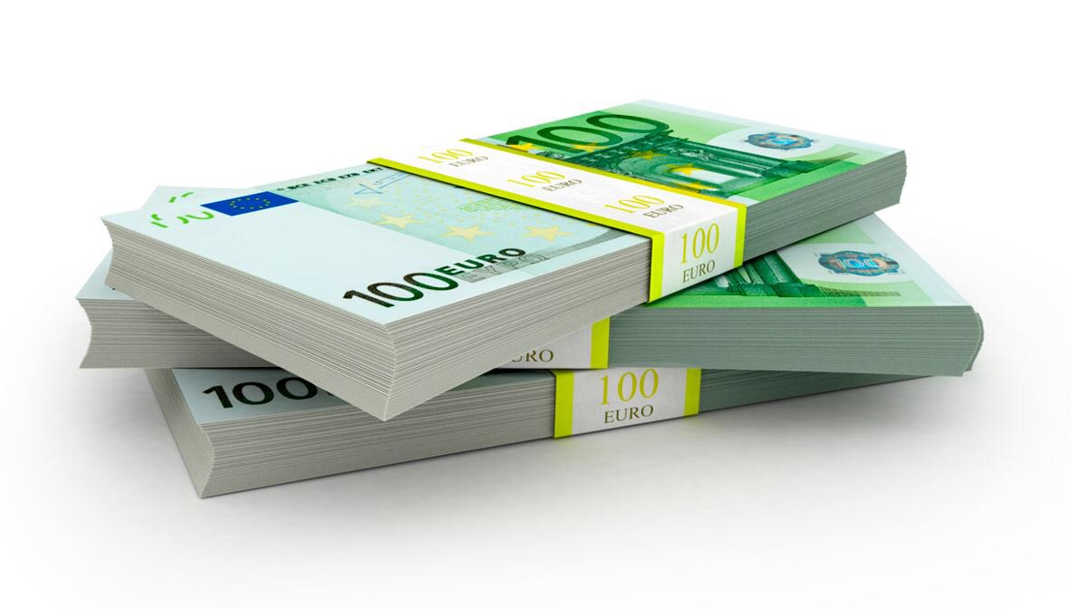 Segelpaulchen's tweet image. Ich glaube, ich bin gerade dahinter gekommen. Die 1000 Euro sind nicht für die Wiedereingliederung in Afghanistan, sie sind für das Flugticket zurück nach Deutschland!