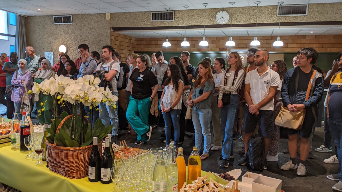 esonn_uga's tweet photo. During ESONN'2024 welcome cocktail reception that took place after the lectures on Monday, our participants were greeted by ESONN organizers and official representatives @UGrenobleAlpes @GrenobleINP @CNRS @cea_grenoble @vivienquema #summerschool #nanoscience #nanotechnology https://t.co/AsIsuBWE63