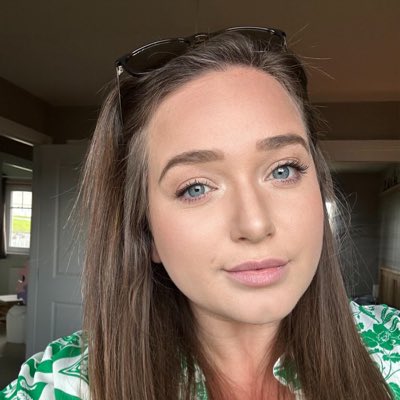 Stephanie Burroughs 💙 tweet media