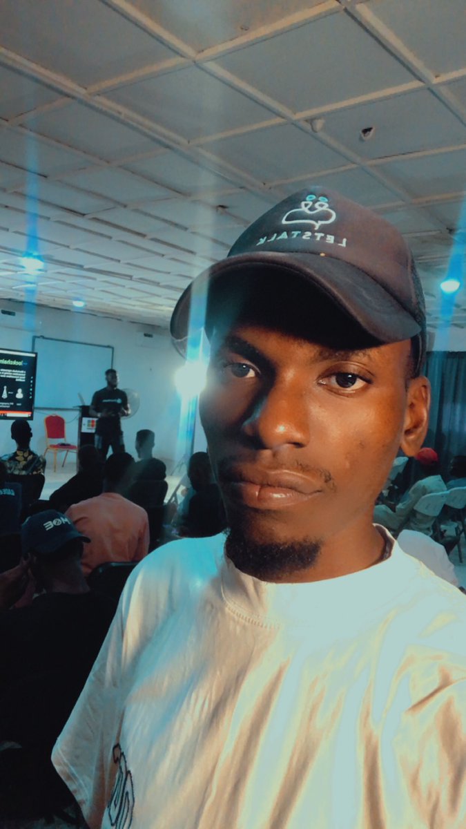 VIC_MOREWEALTH's tweet photo. Vic_Wealth in the building,🤓 Yeap
#proof_of_community
I'm Live at yola Meetup💯

@shardeum 
@shardeum_africa 
@proof_of_community
Vibes checked 💎✨ https://t.co/fmTBHAZldi