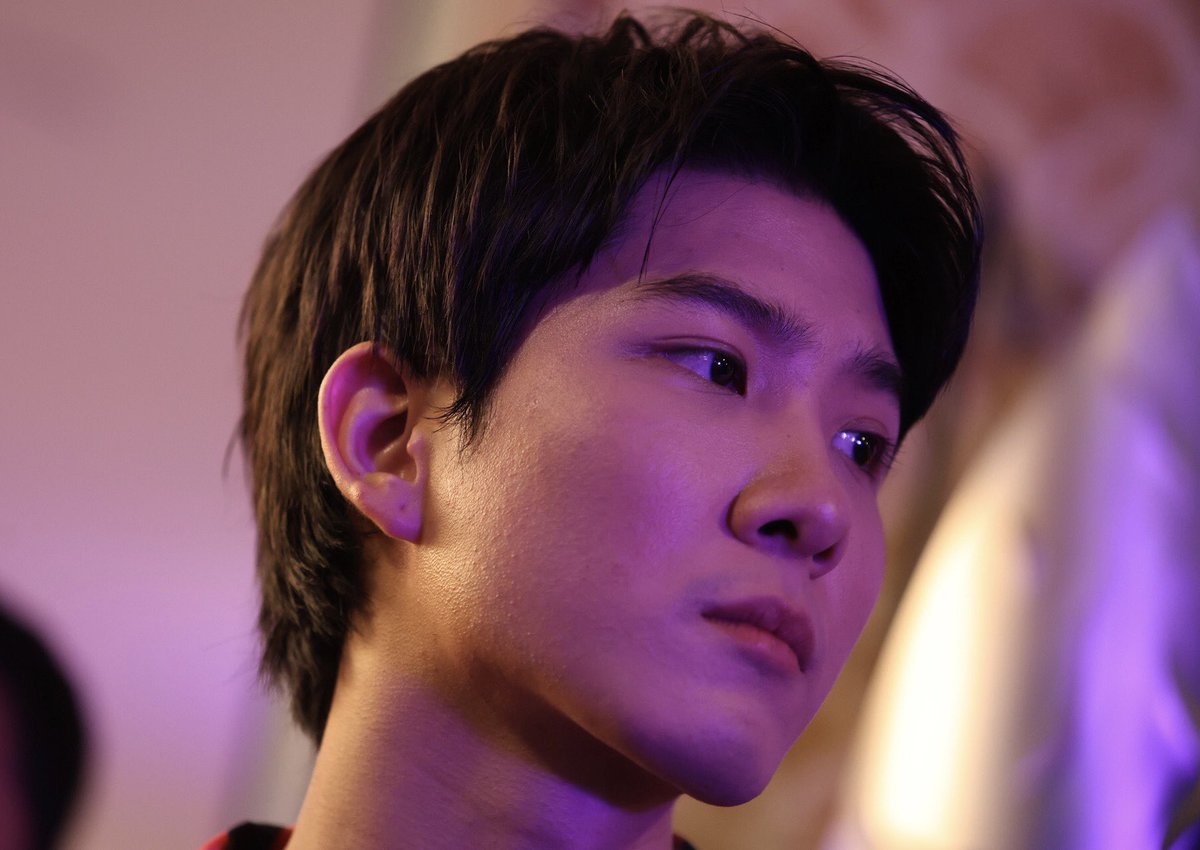 HeartKillersTH's tweet photo. #TheHeartKillers วันนี้ไม่ค่อยมีซีนคู่ เอาหน้าหล่อๆ ไปเสพละกันนะ #GMMTV บาย คิว 11 https://t.co/kJtwDqOq6P