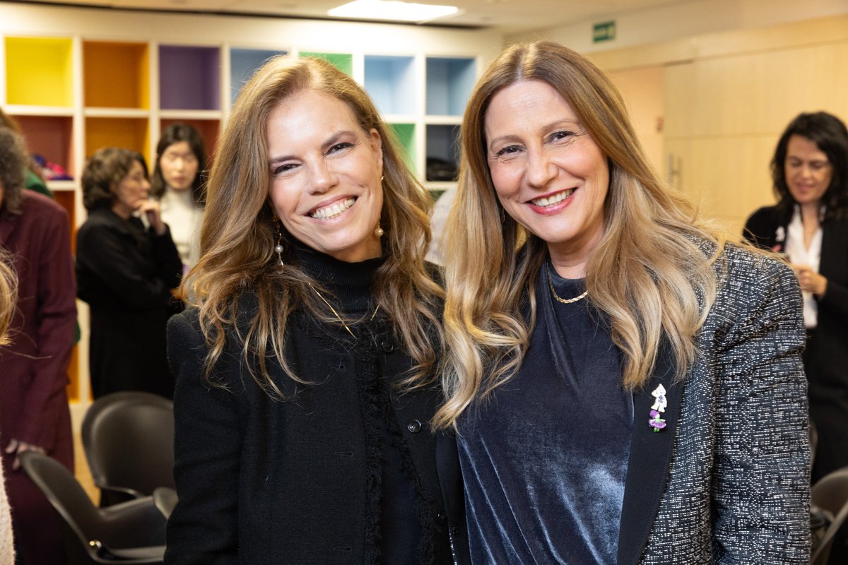 Department of Paediatrics (@oxpaediatrics) on Twitter photo Professor Sue Ann Costa Clemens CBE, our Chair of Global Health, joined key stakeholders in Brazil including <a href="/luizatrajano/">Luiza Helena Trajano</a> and <a href="/EthelMaciel/">Ethel Maciel, PhD</a> from the Brazilian Ministry of Health, to launch The Alliance for the Elimination of Cervical Cancer.
#HPV <a href="/OxfordVacGroup/">Oxford Vaccine Group</a> Professor Sue Ann Costa Clemens CBE, our Chair of Global Health, joined key stakeholders in Brazil including <a href="/luizatrajano/">Luiza Helena Trajano</a> and <a href="/EthelMaciel/">Ethel Maciel, PhD</a> from the Brazilian Ministry of Health, to launch The Alliance for the Elimination of Cervical Cancer.
#HPV <a href="/OxfordVacGroup/">Oxford Vaccine Group</a>