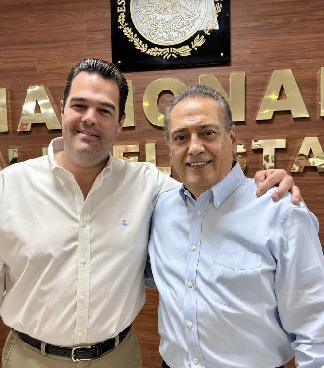 rogeliodbr's tweet photo. Feliz cumpleaños, @MFBeltrones. 

Que este día esté rodeado del cariño de sus seres queridos. 

Que este nuevo año de vida esté lleno de éxitos y de nuevas oportunidades para seguir contribuyendo al progreso de nuestro estado y país.

¡Feliz cumpleaños, senador Manlio Fabio Beltrones!