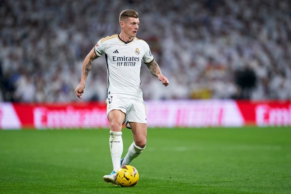 goldhunter_7's tweet photo. @realmadriden  bila ya huyu fundi ni zero 
ni kweli jamaaa alikuwa anatumia nguvu sana na na alikuwa anachoka sio poa https://t.co/aHibnBCfUE