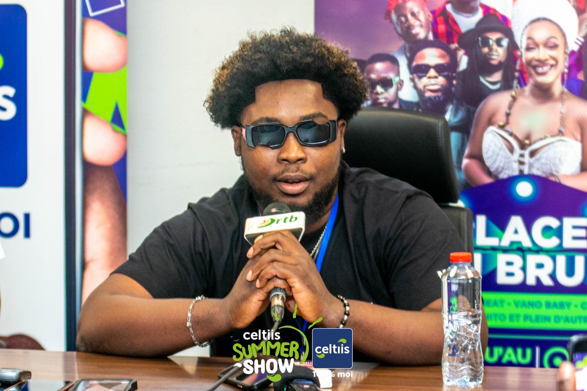 celtiisbj's tweet photo. [3ème Géant Concert : Celtiis Summer Show]

Ce matin, #AxelMerryl et #Crisba ont dévoilé les détails de la performance qu'ils nous réservent pour le concert de demain à 17h ! 

Aux cotés de #TGang  et #DonMetok, ils feront vibrer🔥 la 3ème scène du Celtiis Summer Show.

 #wasexo https://t.co/uTK2yy1FWv
