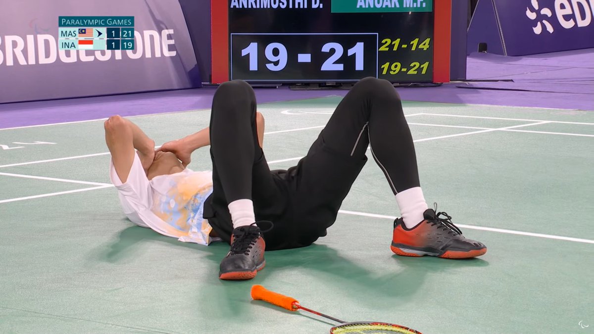 craigansibin's tweet photo. Paris 2024 Paralympic Games
📍 Paris, France 🇫🇷
🗓️ 30 Aug
🏸 #ParaBadminton
🛎️ Group Stage

Men's Singles SU5 (Group B)
🇲🇾 Muhammad Fareez Anuar 🆚 🇮🇩 Dheva Anrimusthi

14-21
21-19
21-19

WR#4 Fareez berjaya memperolehi 2 kemenangan setakat ini. Semalam tewaskan WR#2 dan harini WR#3!

Ada lagi satu perlawanan esok!

#BadmintonMalaysia #Paris2024 #Paralympics #SukanParalimpik #KitaSemuaTeamMAS
