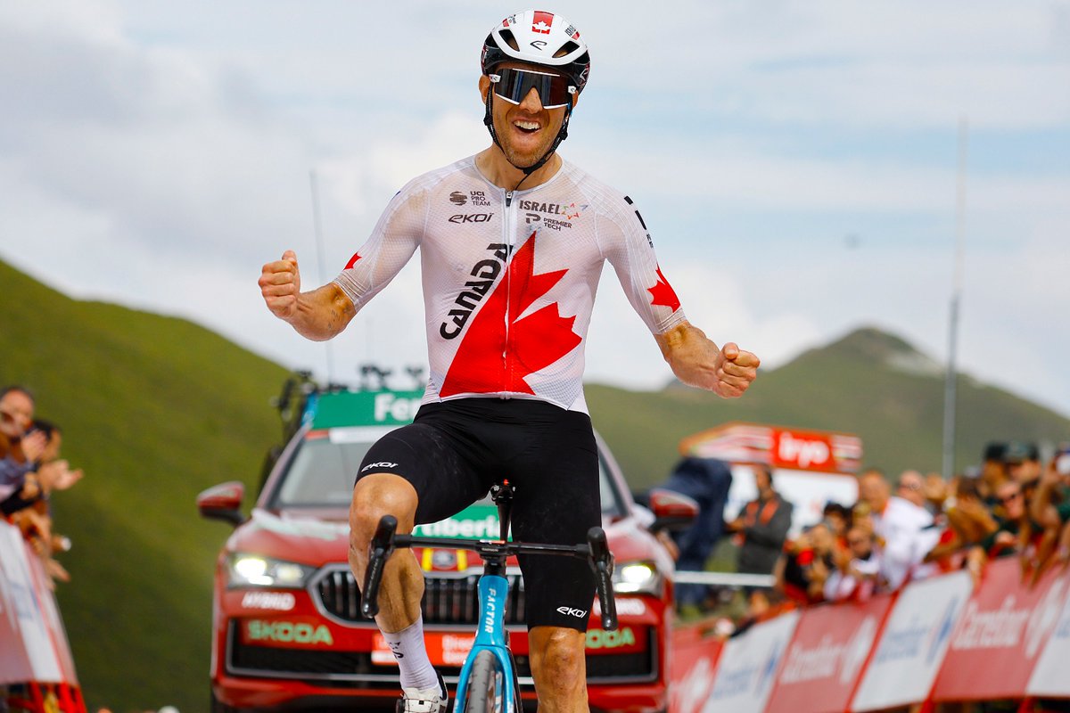 lavuelta's tweet photo. 🍁𝙊𝙃 𝘾𝘼𝙉𝘼𝘿𝘼! 🏆 @rusty_woods 

#LaVuelta24 https://t.co/LpILmJ3uQ9