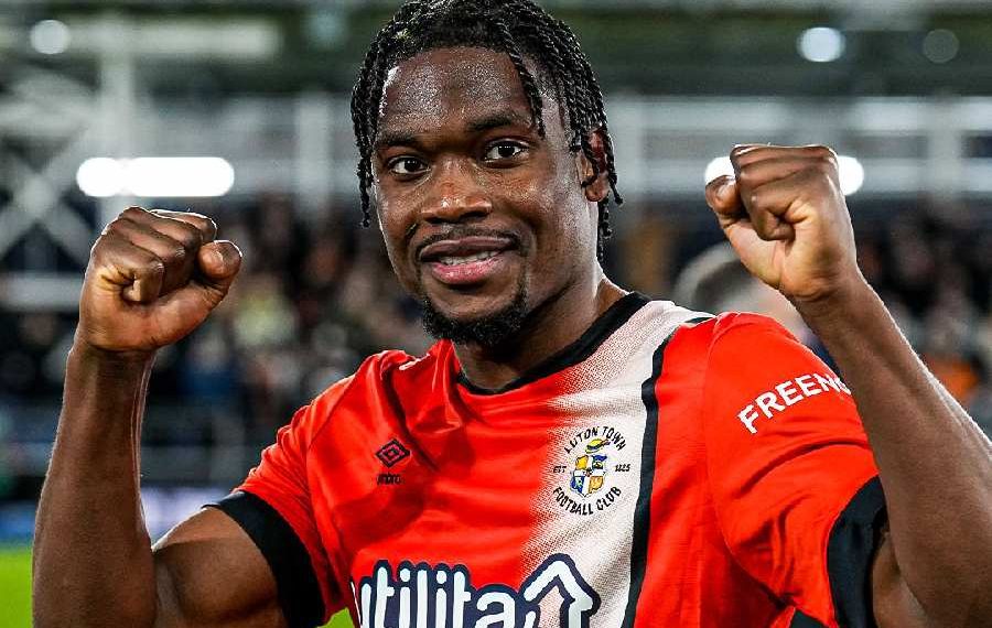 ToroFcfan's tweet photo. Il #Torino proverร a prendere #Mengi fino alla fine del mercato. Permangono le distanze ma stanno per avere luogo dei contatti a distanza tra #Toro e #LutonTown per sbloccare la situazione. Possiamo solo incrociare le dita ๐ค๐ป e sperare.
#Calciomercato https://t.co/loqDNqypli