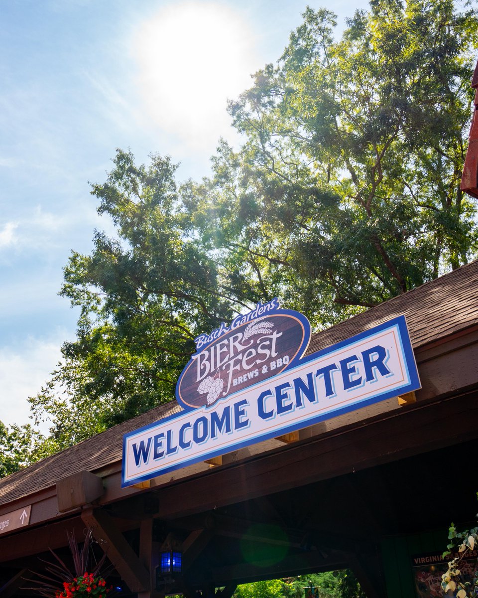 BuschGardensVA's tweet photo. Looking for Labor Day weekend plans? We've got you covered:

🍻 Final round of Bier Fest (Friday - Monday)
🌭 $1 hot dogs at Festa Italia Coke Market (Now-9/2)
🎆 Dazzling fireworks on Sat. &amp; Sun. at 9PM (pro tip, book our fireworks cruise for the best view in the park) https://t.co/u3PQYIgDVg