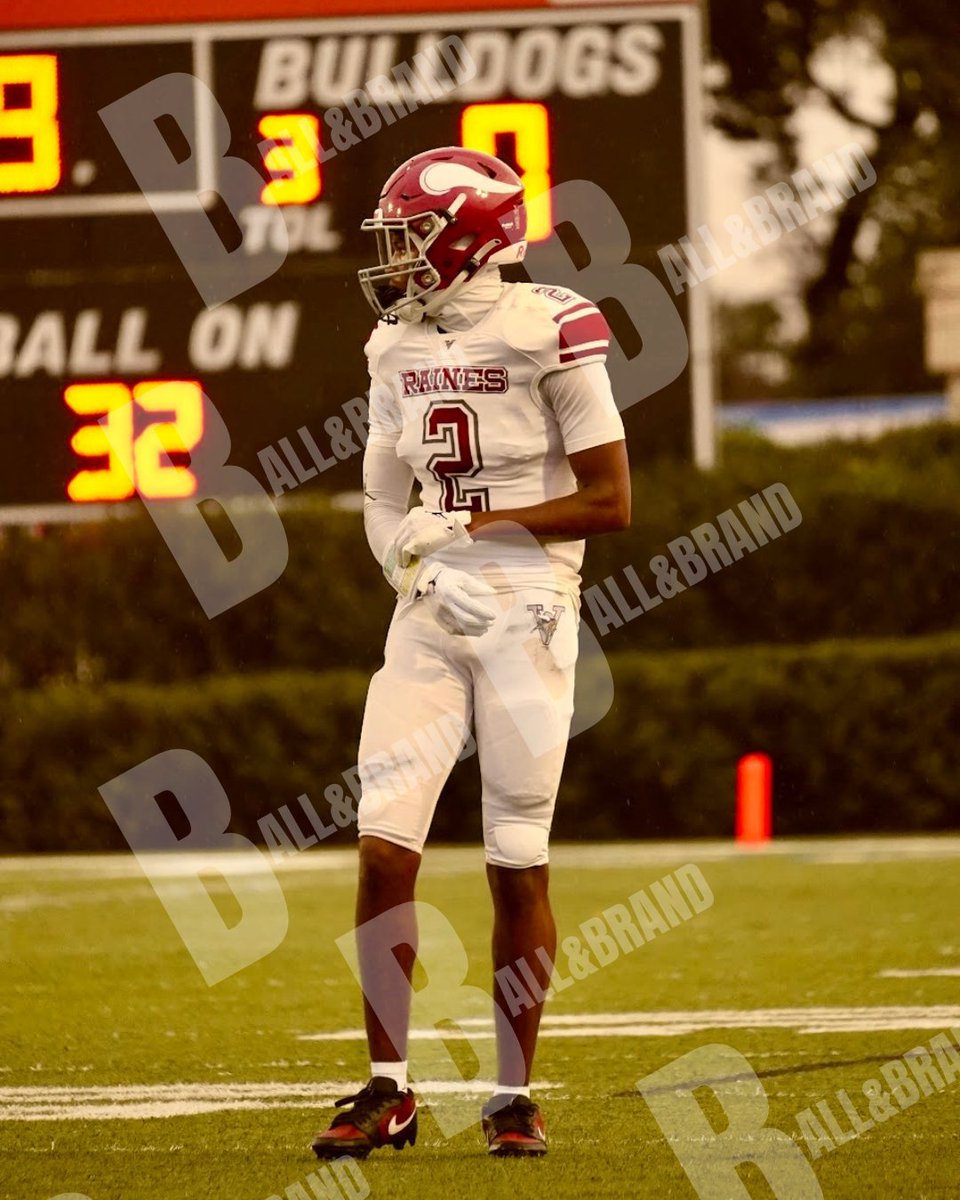 BallandBrand's tweet photo. Raines High school 
#2 Drop his @ if you know it! 

#highschoolfootball #football #nf| #collegefootball #sports #youthfootball #videography #fridaynightlights #jukes #widereceiver #americanfootball #explorepage #quarterback #ballandbrand
#highschool #photography #jaxsports https://t.co/pYKeiqlStt