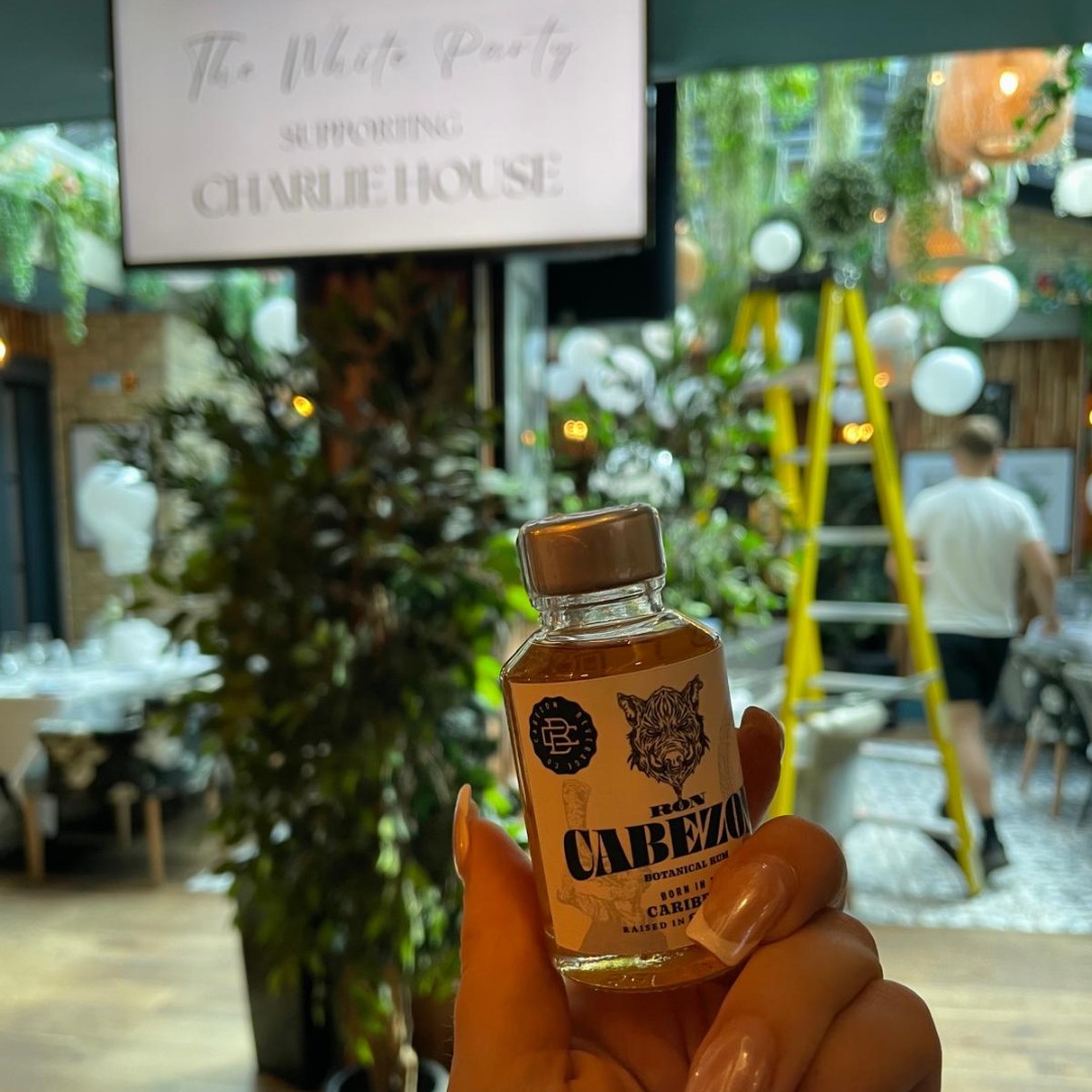 If you have managed to gain access to @thealbynaberdeen tonight for The White Party, you will find a little gift from us complete with custom white labels. 

 If you have a little fomo... you can order Ron Cabezon today from cabezonbeverage.com