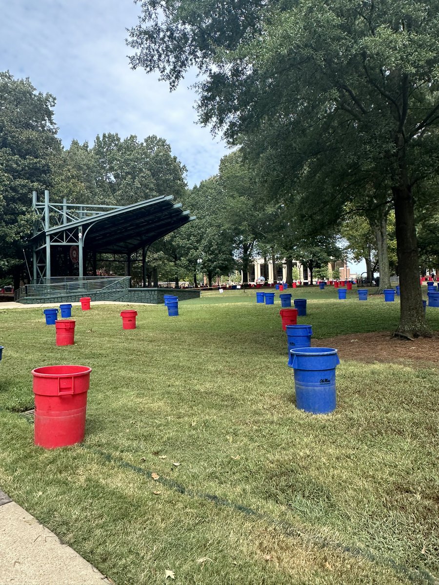 CoastRebDMR's tweet photo. My home game wekeend ritual complete. #TrashcanFriday #WalkofChampions #OleMiss #HottyToddy #BeatFurman 💙❤️ https://t.co/eM6cDP9Qfn