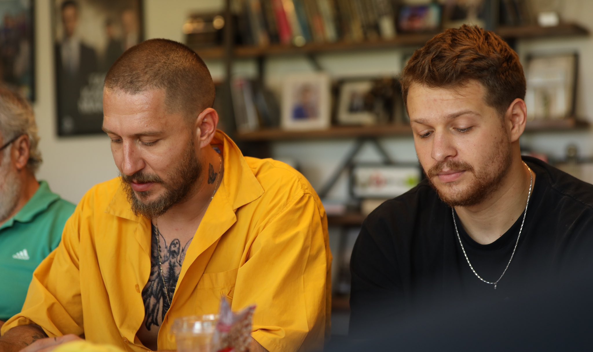 GWPfhEeWoAAeIZJ?format=jpg&name=large