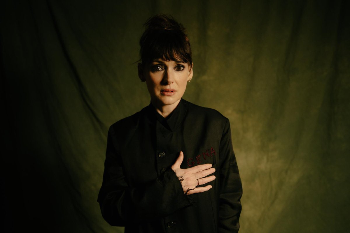 TimBurtonDaily's tweet photo. Winona Ryder says she ships Lydia and Beetlejuice being together: 

“He's like, endgame for me. I totally want them to be truly together!”

(Via: https://t.co/kO3ni41B2a) https://t.co/nVzFUs9i3U