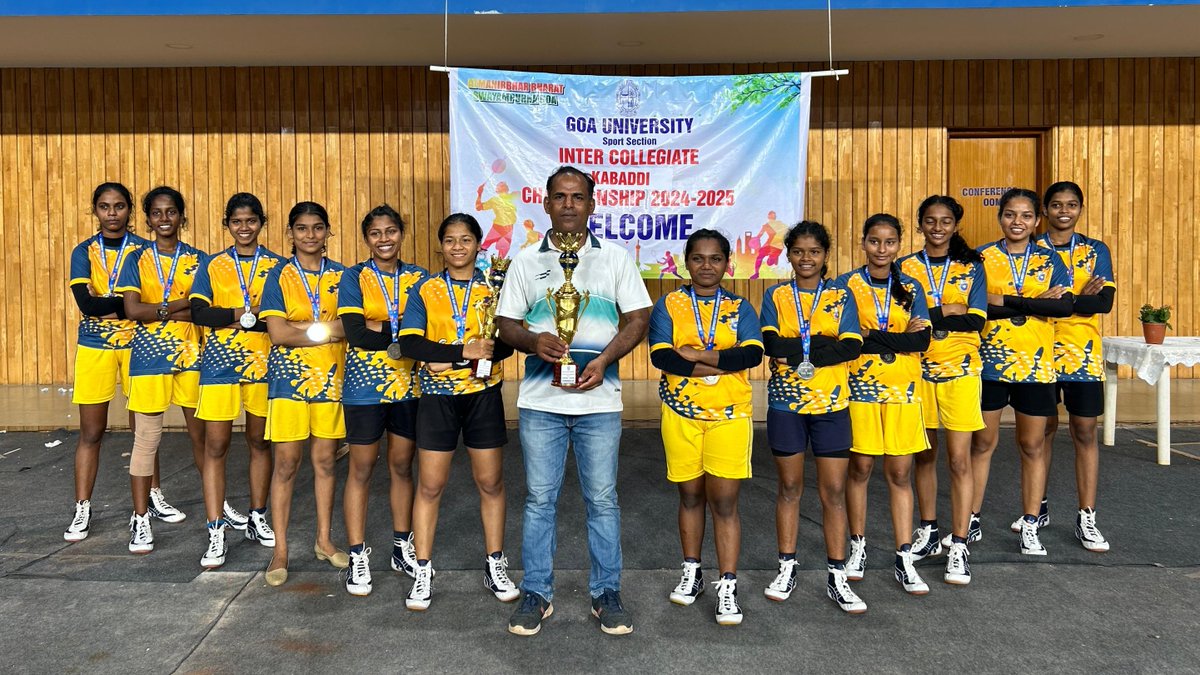 CuncolimCollege's tweet photo. Huge congratulations to the CES College of Arts and Commerce Cuncolim Women's Kabaddi team for securing the runners-up spot at the Goa University Intercollegiate Kabaddi (Women's) Championship 2024-25! 
 #Kabaddi #CESCollege #RunnersUp #ProudMoment https://t.co/qRxJmYwCEm