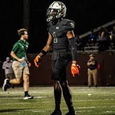 Lou Bezjak (@louatthestate) on Twitter photo Congrats to <a href="/RBGatorFootball/">River Bluff Football</a> WR Aaron Griffin <a href="/_Aarong1/">Aaron “AG” Griffin C/O 25’✞</a> for winning vote for The State Newspaper's Player of Week.
Griffin caught 7 passes for 81 yards and also had a 99-yard kickoff return for a TD in a win over Rock Hill.
Thanks to all who voted. Will be new poll up Monday. Congrats to <a href="/RBGatorFootball/">River Bluff Football</a> WR Aaron Griffin <a href="/_Aarong1/">Aaron “AG” Griffin C/O 25’✞</a> for winning vote for The State Newspaper's Player of Week.
Griffin caught 7 passes for 81 yards and also had a 99-yard kickoff return for a TD in a win over Rock Hill.
Thanks to all who voted. Will be new poll up Monday.